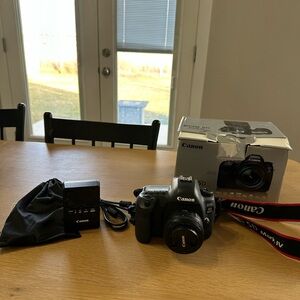 Canon EOS 5D Mark lV 30.4MP DSLR Camera- Black with Accessories